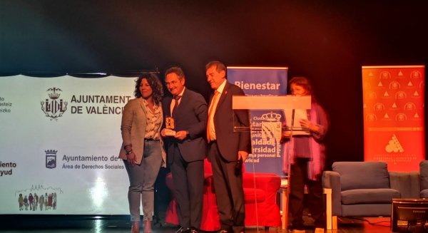 La Asociación de Directoras y Gerentes de Servicios Sociales premia al Ayuntamiento de Málaga 