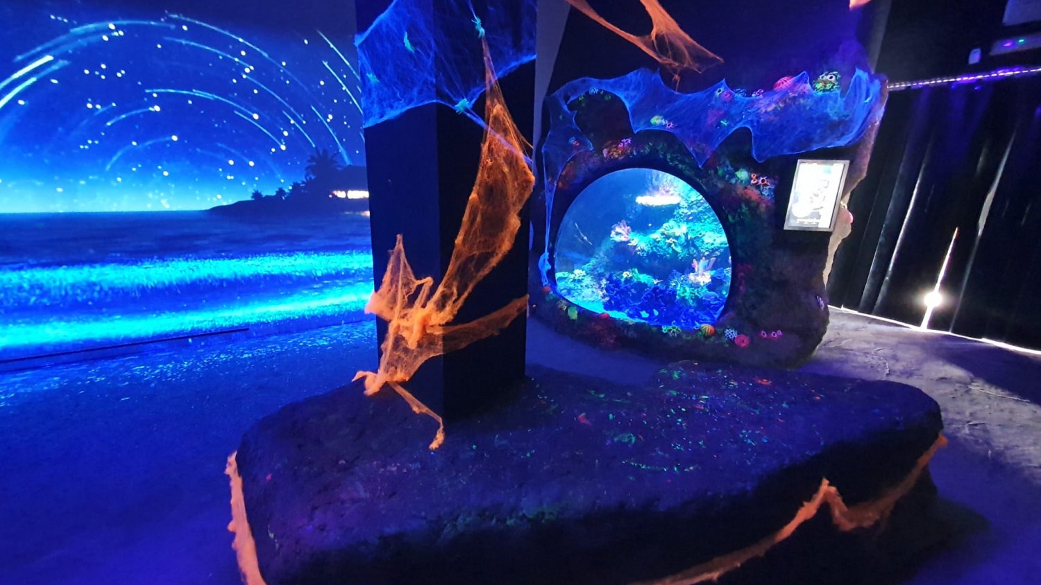 Una visita terroríficamente bioluminiscente lleva a Sea Life Benalmádena este Halloween 2023 