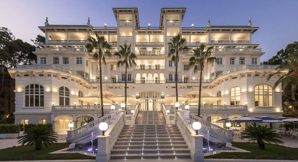Los hoteles andaluces registran un 6,9% más de pernoctaciones hasta septiembre en 2023 