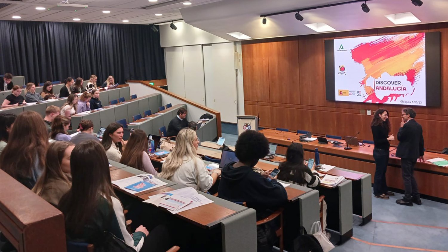 Andalucía TRADE impulsa la enseñanza del español en Reino Unido, primera lengua extranjera en niveles no universitarios