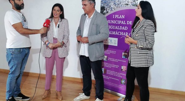 La Diputación de Málaga financia las actividades para elaborar el I Plan Municipal de Igualdad de Almáchar