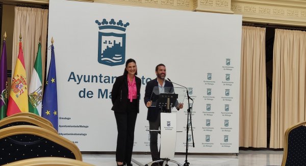 El Ayuntamiento de Málaga pondrá en marcha la línea C5 de autobús que conectará con el Puerto de la Torre