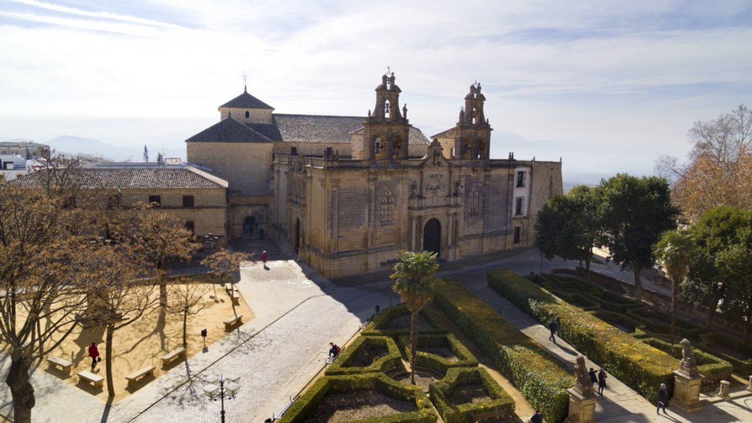 Andalucía refuerza su promoción ante los agentes nacionales en el congreso de UNAV en Úbeda