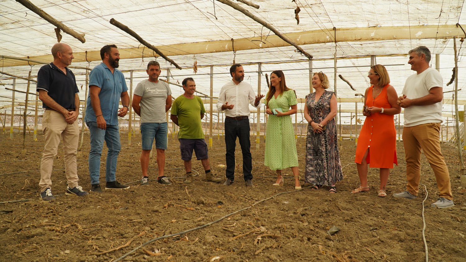 PSOE critica que Moreno Bonilla no dé una respuesta rápida a los agricultores de la Axarquía