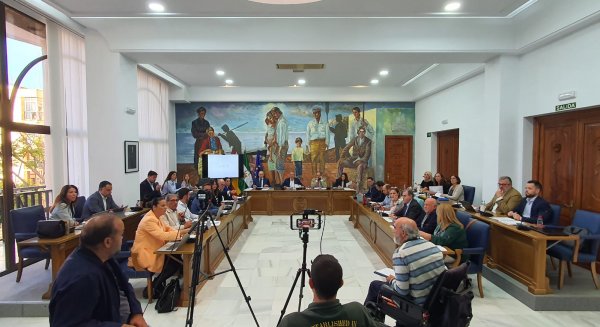 Rincón de la Victoria aprueba moción para pedir inmediata mejora a los problemas de movilidad en el municipio