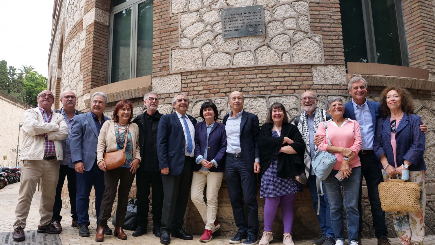 El movimiento estudiantil que luchó contra la dictadura cuenta ya con una placa en el Rectorado de la UMA
