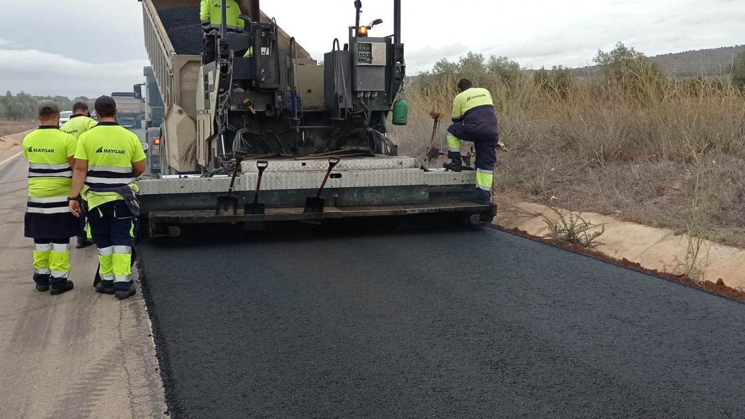 Diputación de Málaga invierte 434.000 euros en la mejora de una de las vías de acceso al Puerto Seco de Antequera