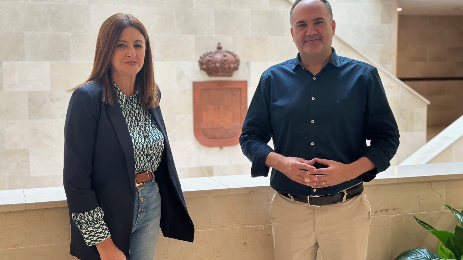 Fuengirola ofrece servicio de autobús gratuito al Parque Cementerio con motivo del Día de Todos los Santos