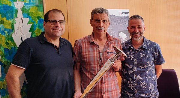La Antorcha Olímpica de 1992 volverá a mostrarse en Nerja 30 años después de su paso por la localidad