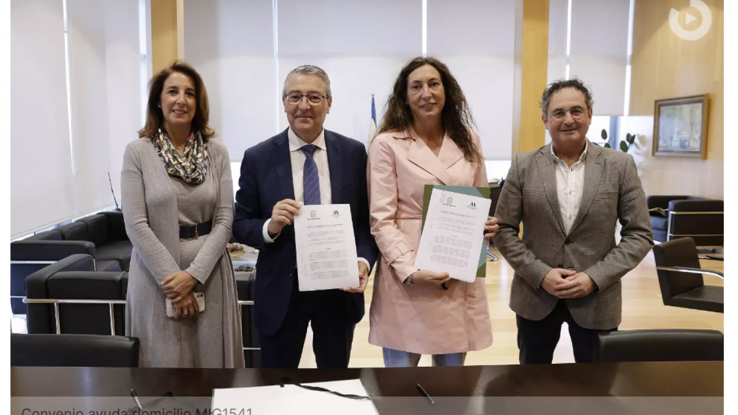 La Junta y la Diputación de Málaga firman convenio para garantizar la ayuda a domicilio a más de 6.000 personas