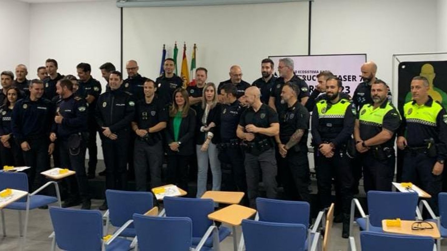 La Policía Local del Rincón de la Victoria adquiere pistolas Táser para situaciones extremas