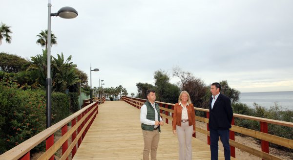 Marbella suma un nuevo tramo de Paseo Marítimo de casi 200 metros en Las Chapas