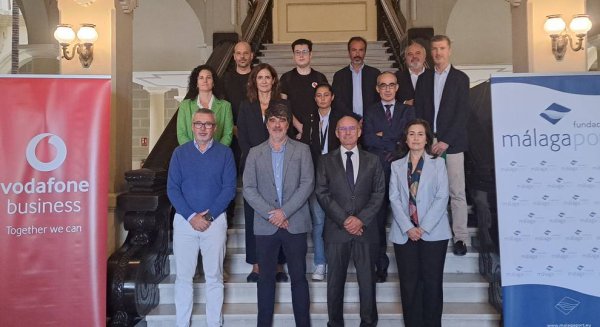 Vodafone Innovation Hub realiza un proyecto piloto para mejorar el control aduanero del puerto de Málaga