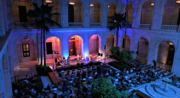 Música y Museos reúne a más de 2.500 personas en los museos de Málaga y Artes y Costumbres Populares de Sevilla