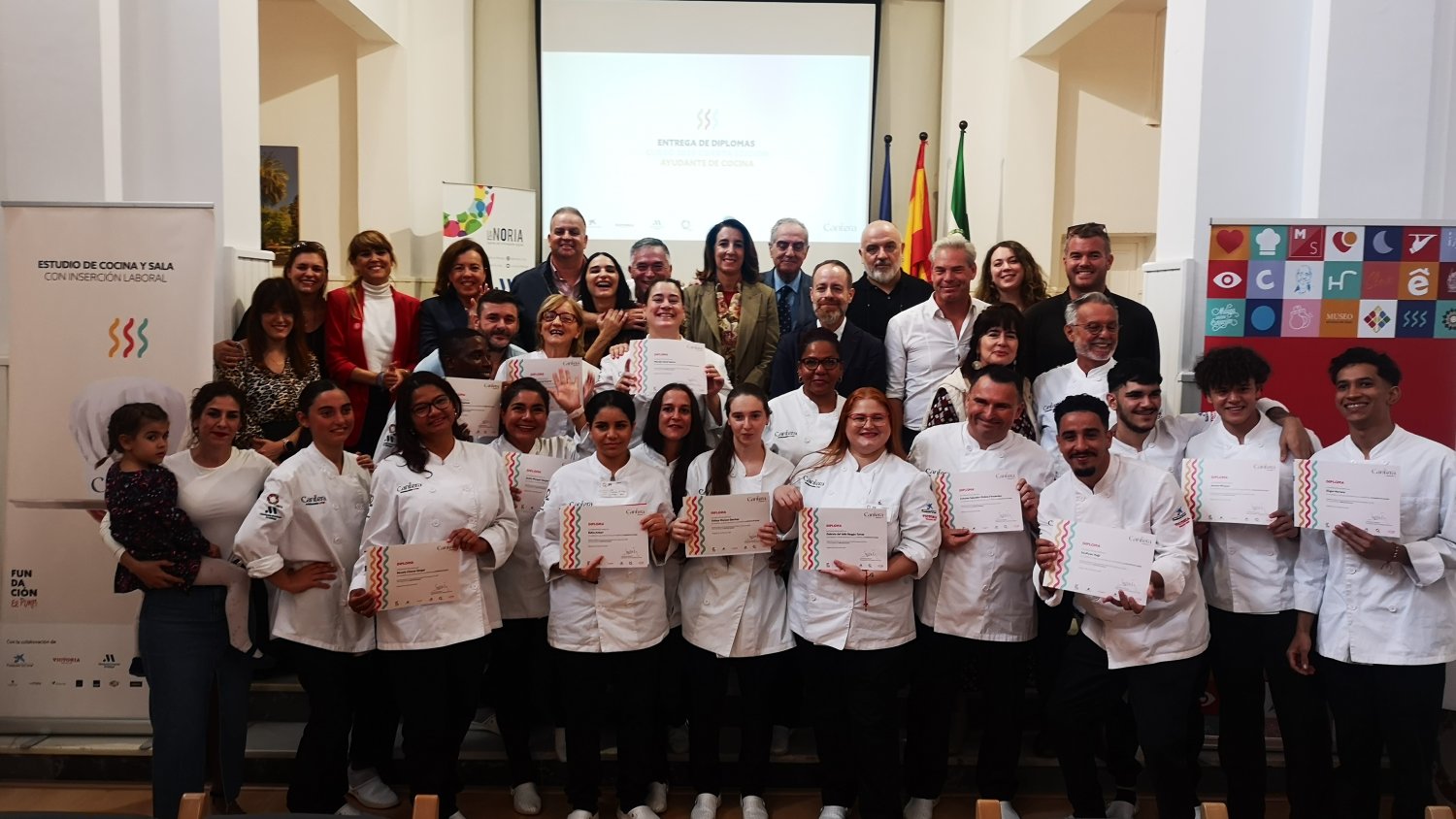 La Noria y la Fundación El Pimpi forman en cocina y sala a 16 personas en situación de vulnerabilidad