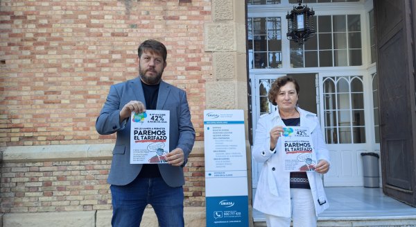 Con Málaga califica de 'auténtico engaño' al plan de subida de la tarifa del agua presentado por el Ayuntamiento 