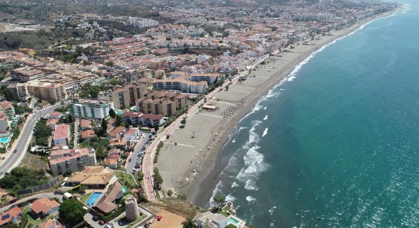 Rincón de la Victoria abre el plazo para solicitar instalaciones desmontables en la playa