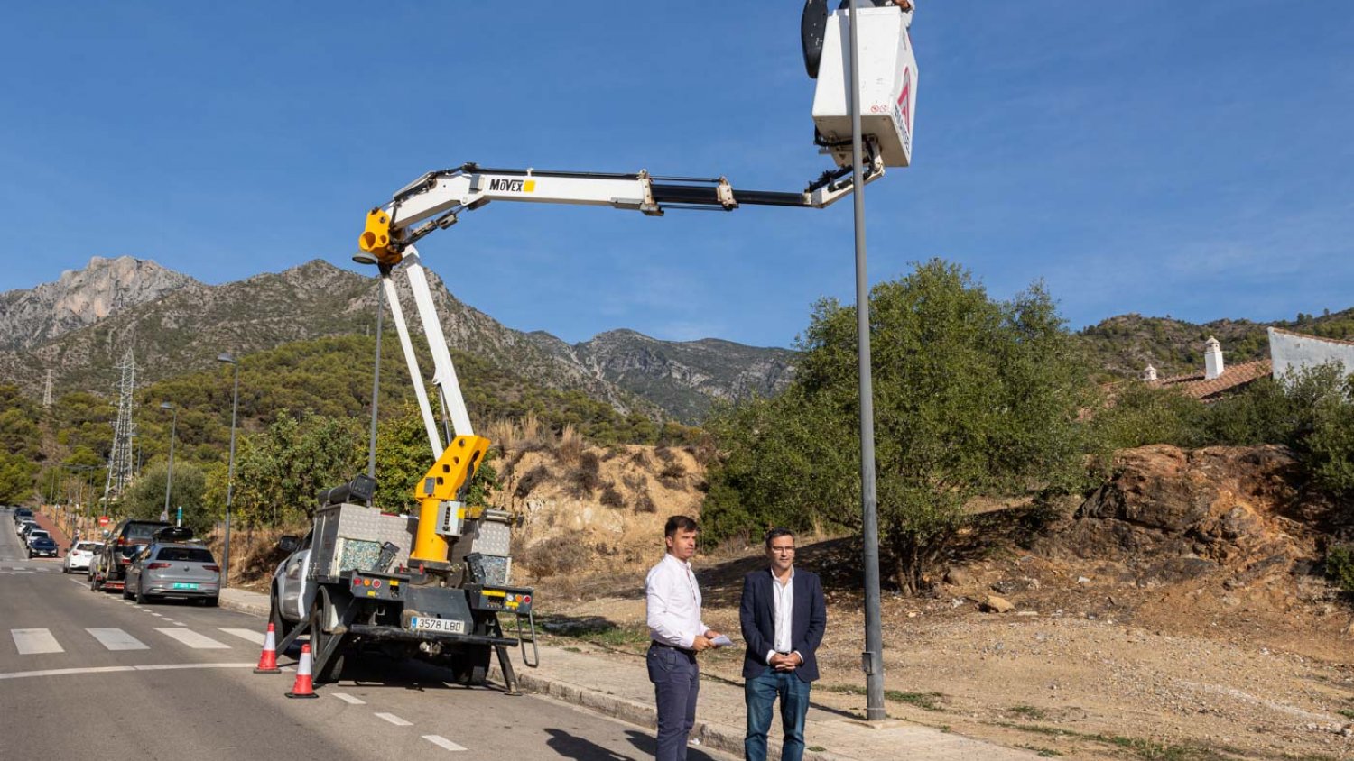 Marbella renueva cerca de 200 luminarias de tipo LED en Trapiche Norte para reducir el consumo energético