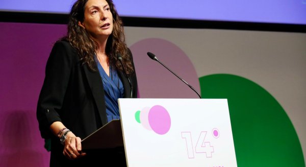 La consejera de Igualdad incide en que la educación es la mejor herramienta para erradicar la violencia de género