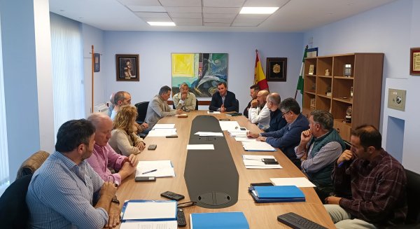 Marbella aborda con empresarios y vecinos del Polígono La Ermita medidas para mejorar la seguridad y la movilidad