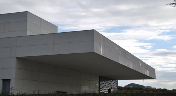 El Área de Juventud de Málaga colabora en la visibilización del Alzheimer con una exposición en La Caja Blanca