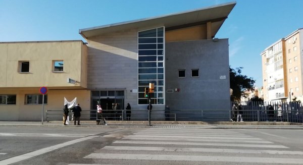 Médicos de atención primaria son trasladados a otros centros de salud por falta de personal en Málaga