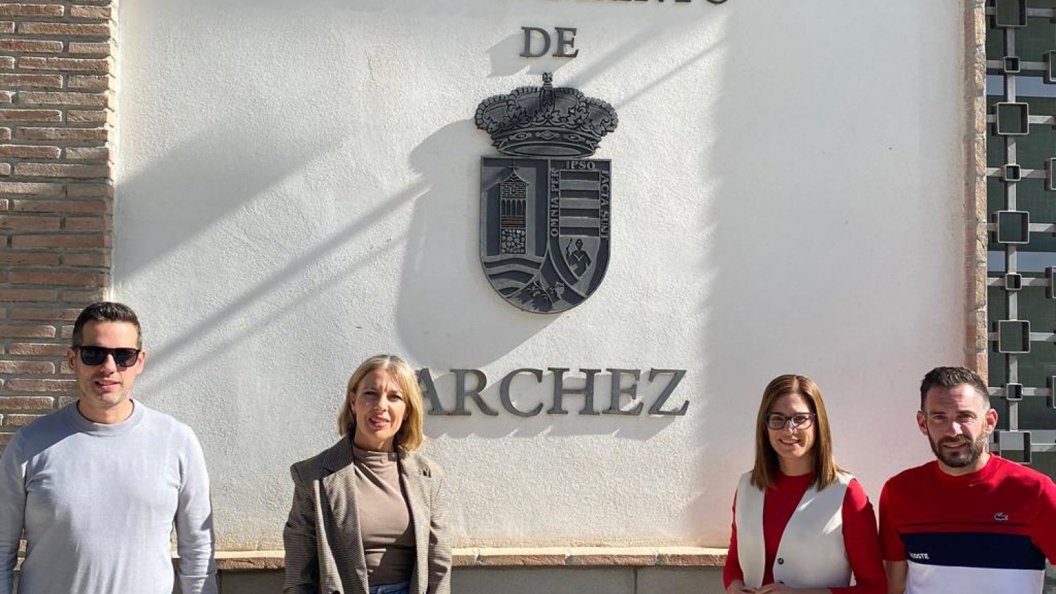 La Diputación de Málaga invierte a través del PFEA más de 67.000 euros en las obras del tanatorio de Árchez