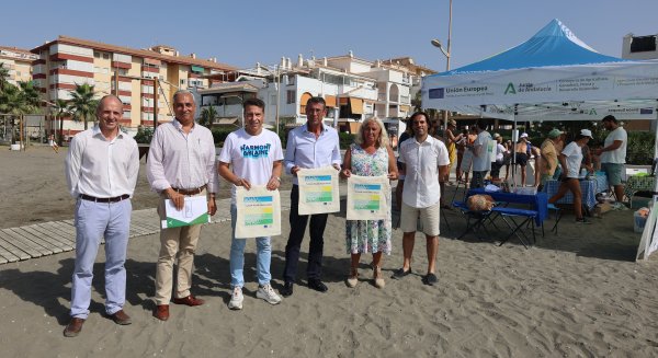 Torrox se suma a la campaña de sensibilización pesquera de la Junta