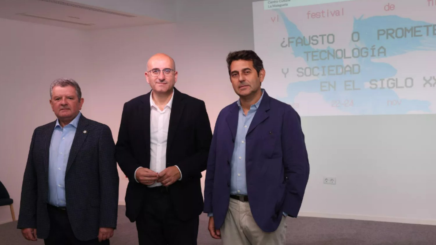 El centro cultural La Malagueta en Málaga acoge encuentros sobre tecnología y sociedad en el siglo XXI