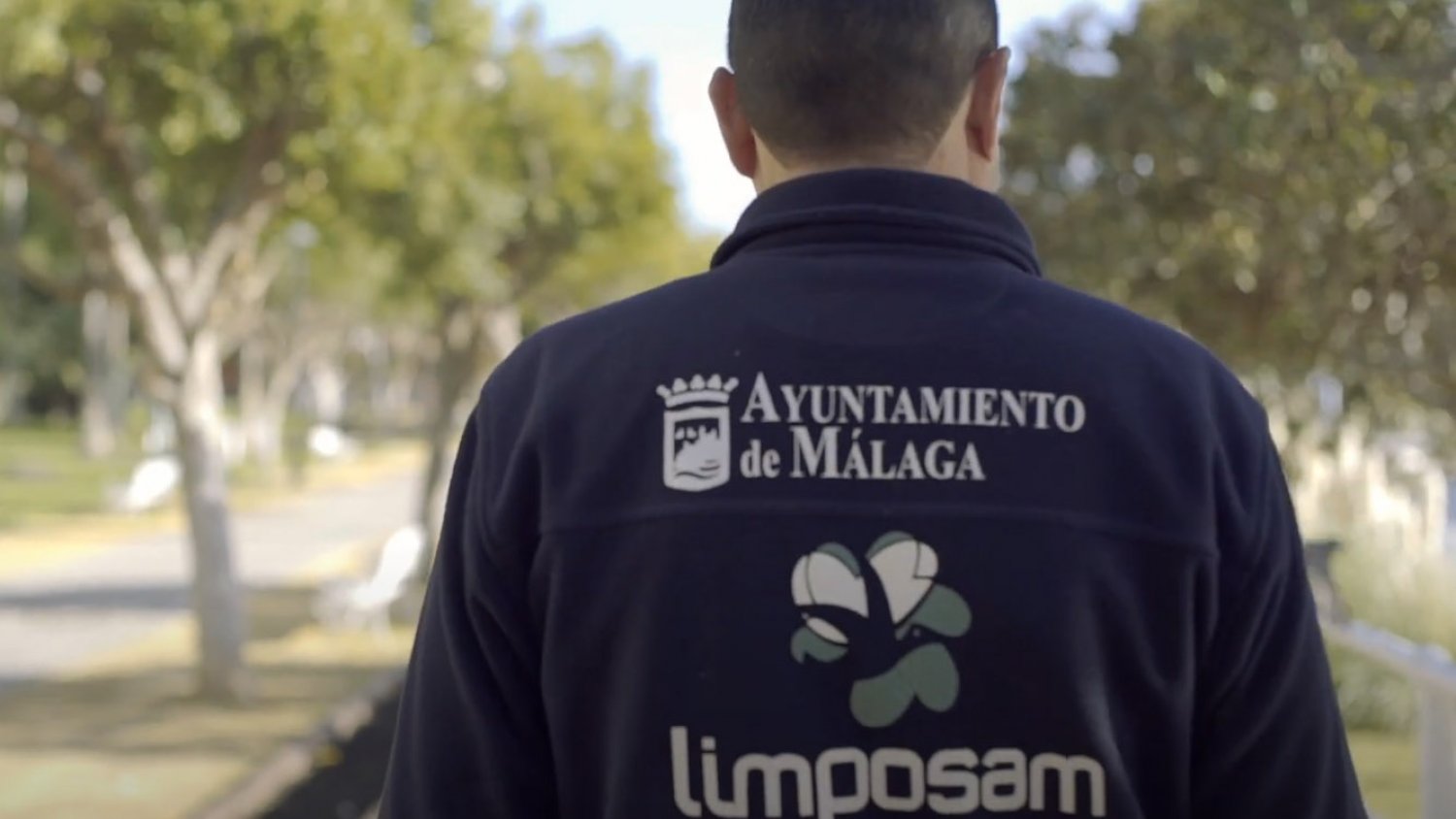 Limposam convoca oferta de empleo público con 50 plazas para limpiar colegios y centros municipales en Málaga