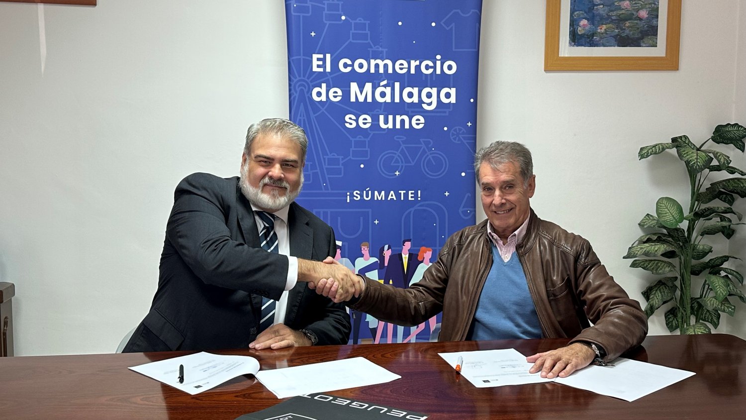 Málaga Comercio y Peugeot Stellantis&You acuerdan ofrecer ventajas en la flota automovilística de asociados