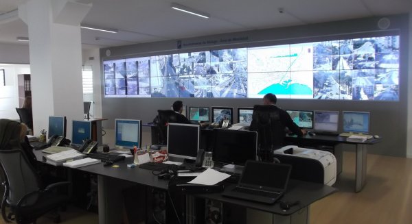 La DGT inicia una campaña de vigilancia a furgonetas en colaboración con los Ayuntamientos de la provincia 