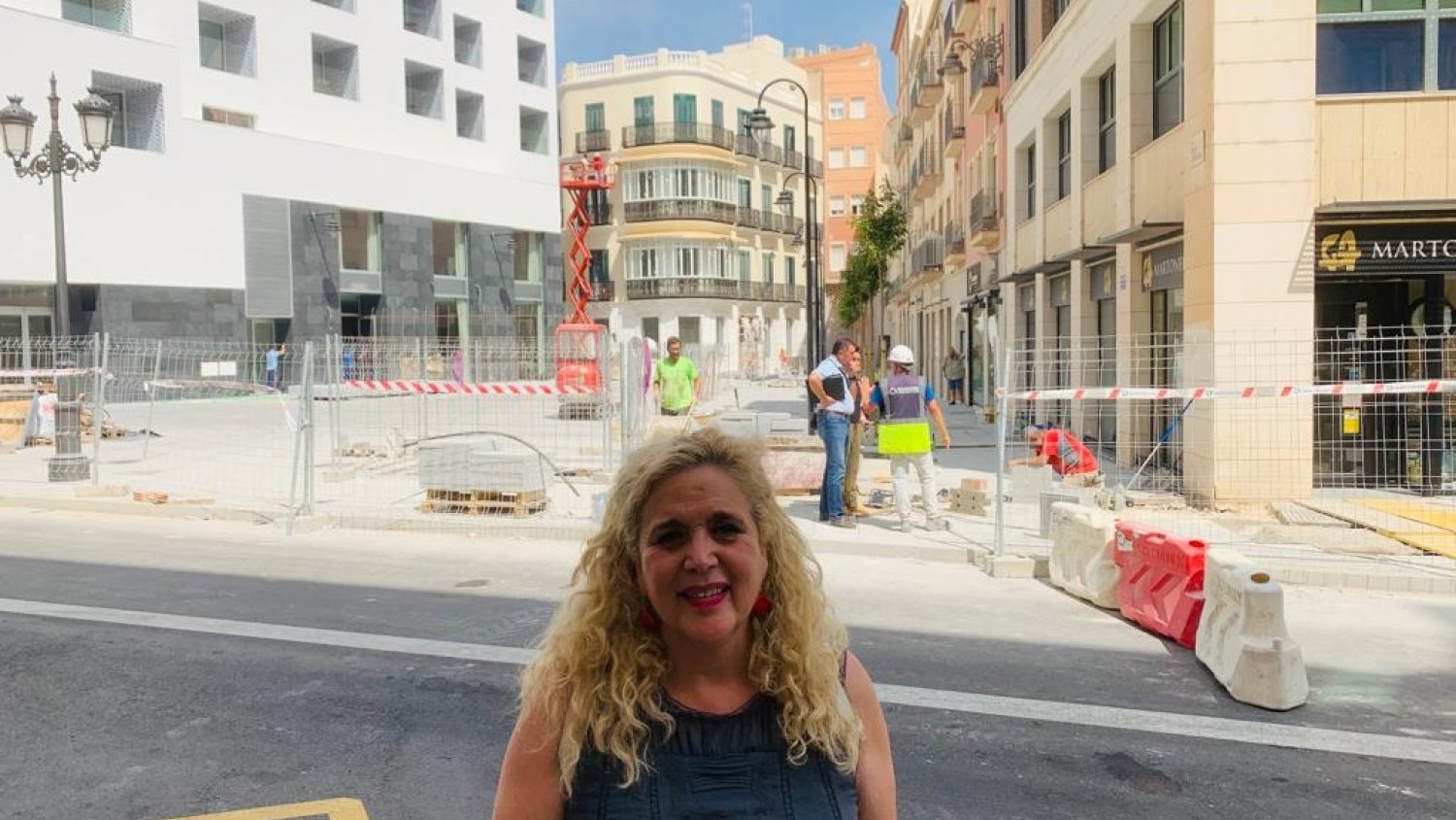 Unidas Podemos alerta de la implantación de casas de apuestas en los bajos comerciales de la réplica de La Mundial