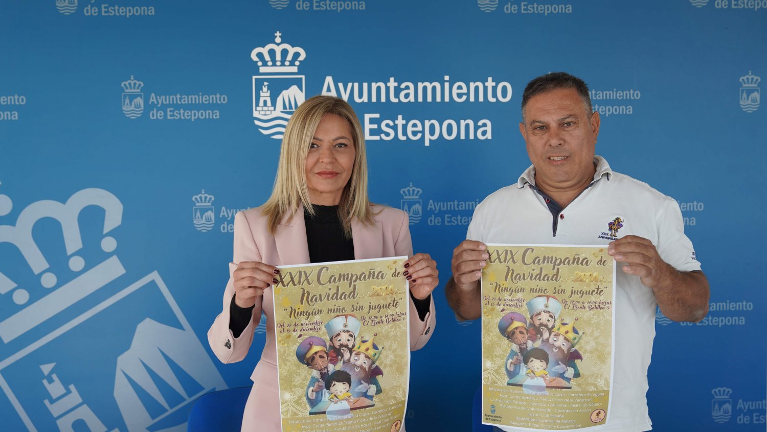 El Ayuntamiento de Estepona y ‘Frente Bolillón’ ponen en marcha una nueva edición de ‘Ningún niño sin Juguete’