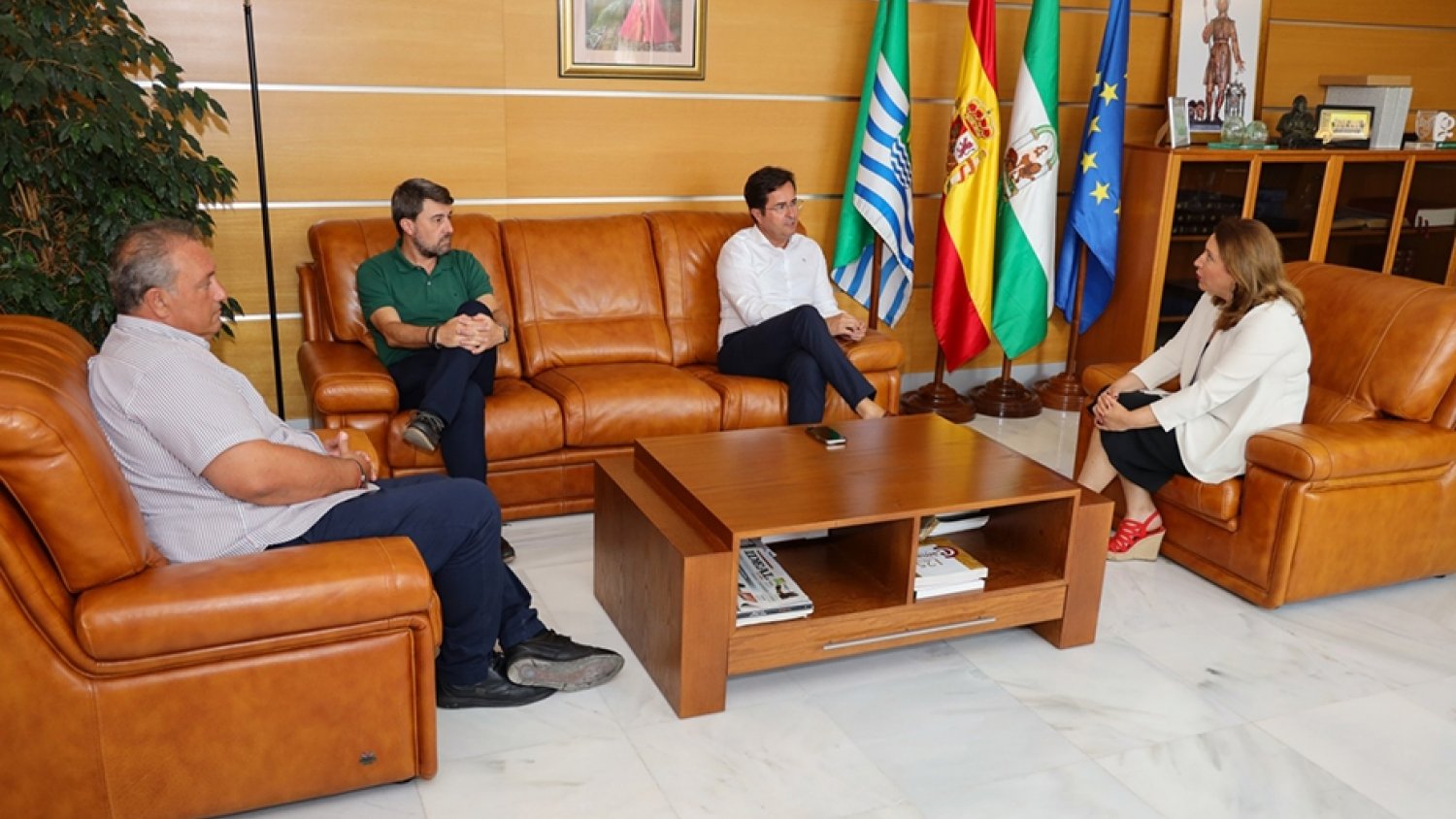 La Consejería de Agricultura solicitará al Estado la bonificación del agua desalada para los municipios