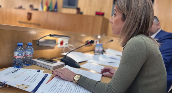 El PSOE rechaza el presupuesto provincial por recortar el apoyo a los pueblos medianos y pequeños