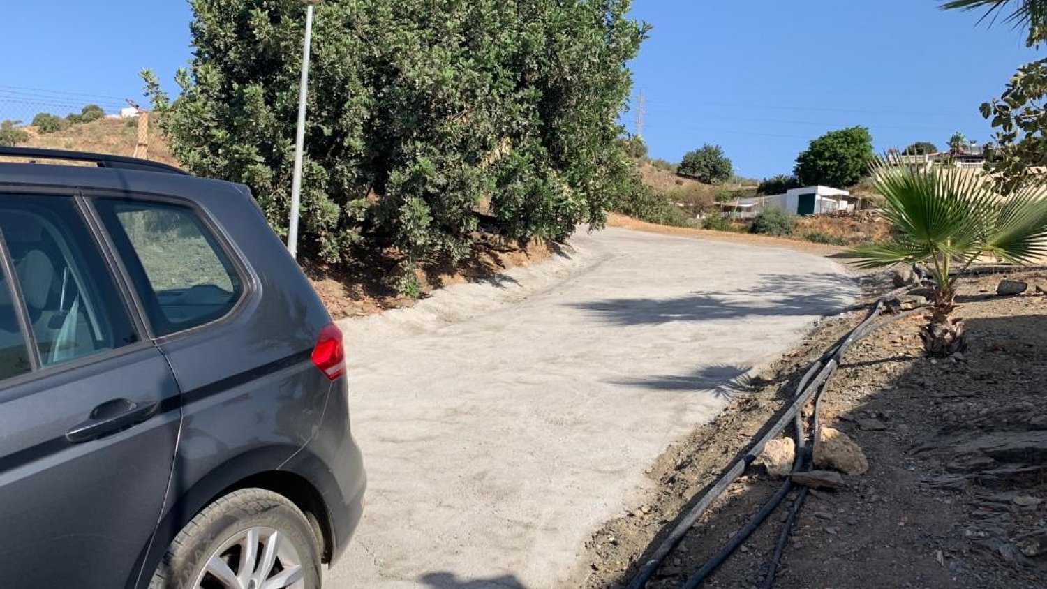 Rincón de la Victoria ejecuta obras de pavimentación en el Carril de Chimeneas de una inversión de 23.565 euros