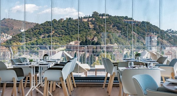 La Costa del Sol recibe en octubre un 16,8% más de viajeros hoteleros que en el mismo mes de 2019