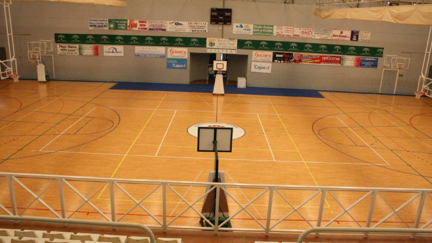 Estepona presenta el programa de actividades deportivas ‘En Forma X Navidad’