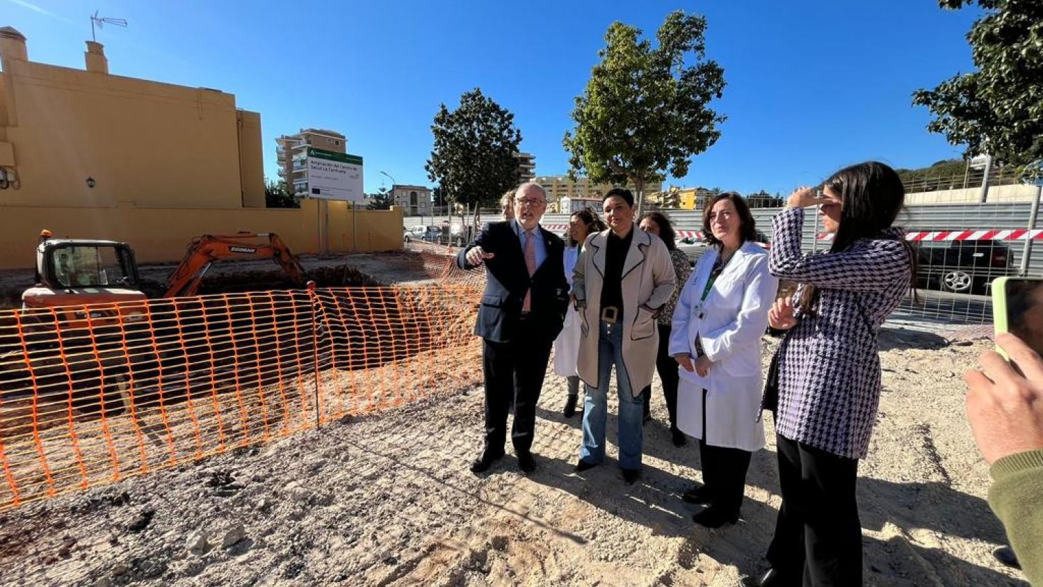 Arrancan las obras de ampliación del centro de salud de La Carihuela en Torremolinos 