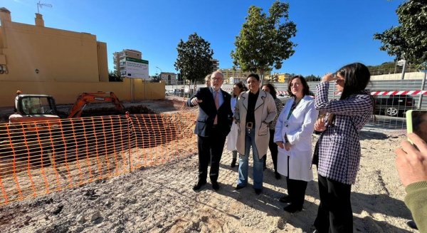 Arrancan las obras de ampliación del centro de salud de La Carihuela en Torremolinos 