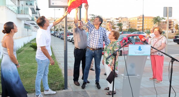 El Morche rinde homenaje a la 'señorita Angelita' con la inauguración de una calle con su nombre