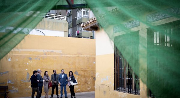 La antigua Escuela María Auxiliadora de El Palo en Málaga albergará una biblioteca y un espacio cultural