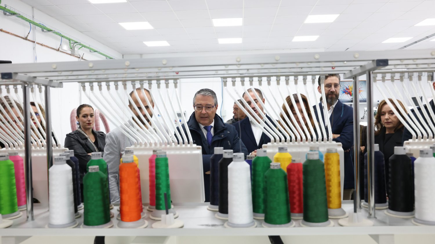 La Diputación financia un proyecto pionero en Teba para recuperar la industria textil en la provincia