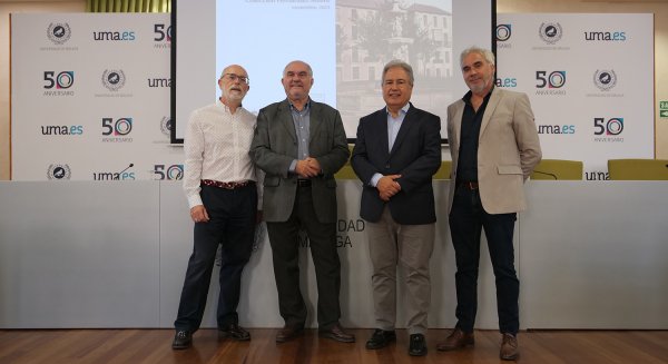 La colección de fotografía histórica de Fernández Rivero llega a la Universidad de Málaga