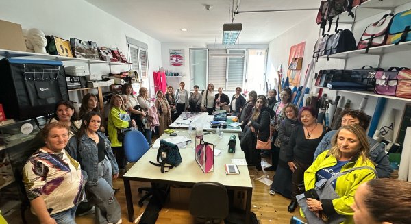 50 emprendedoras del sector textil conocen el trabajo de empresas y firmas adheridas a Málaga de Moda