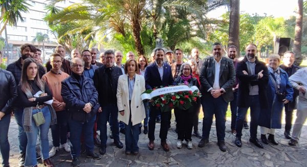 El PSOE de Málaga avisa al Partido Popular de que debe romper con Vox, “los de los mensajes del odio”