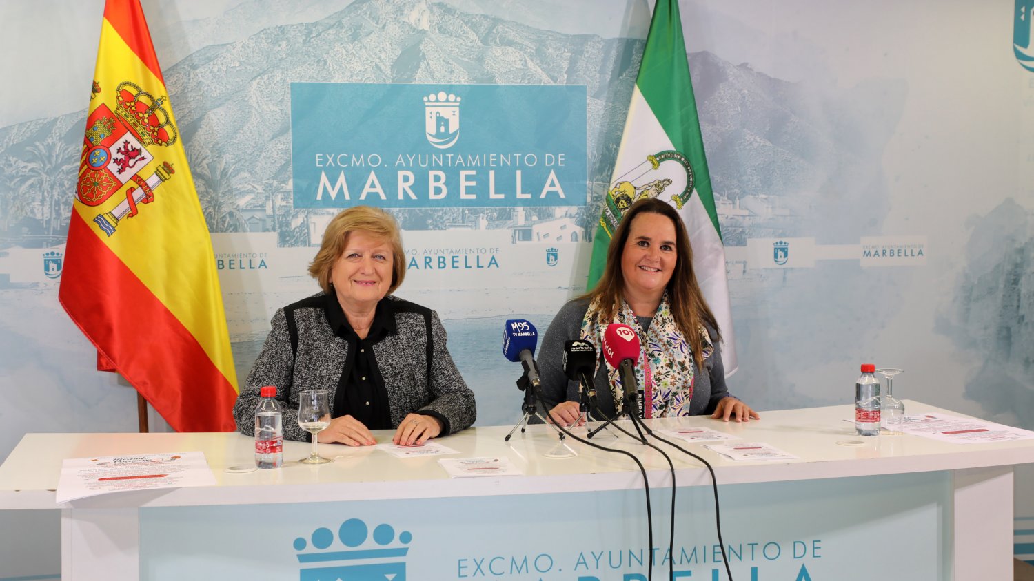 Los jardines de la sede municipal del Distrito de Nueva Andalucía en Marbella acogen un mercado navideño solidario 