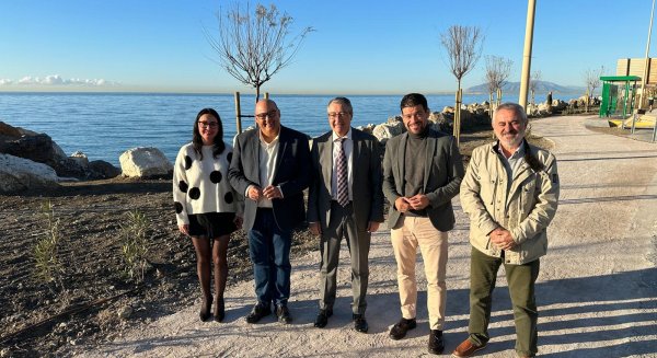 Concluye el último tramo de la Senda Litoral que une Rincón de la Victoria y Vélez-Málaga