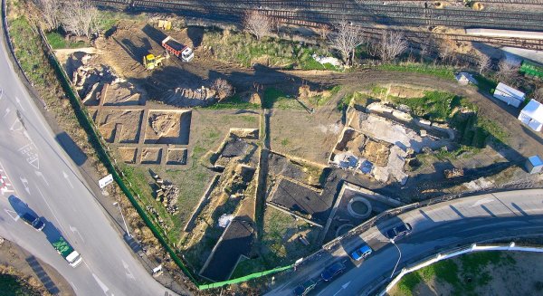 Comienzan las visitas guiadas a la Villa Romana de Antequera con excursiones de estudiantes y colectivos